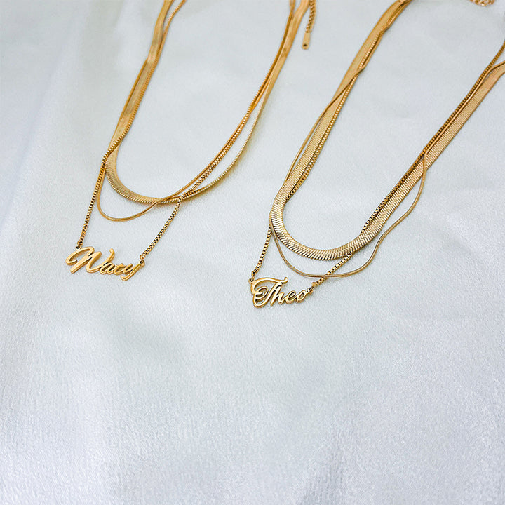 Veloria Necklace – Multi-Chain Name