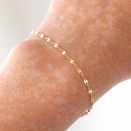 Bracelet Aélia - Chaîne Fine Élégante