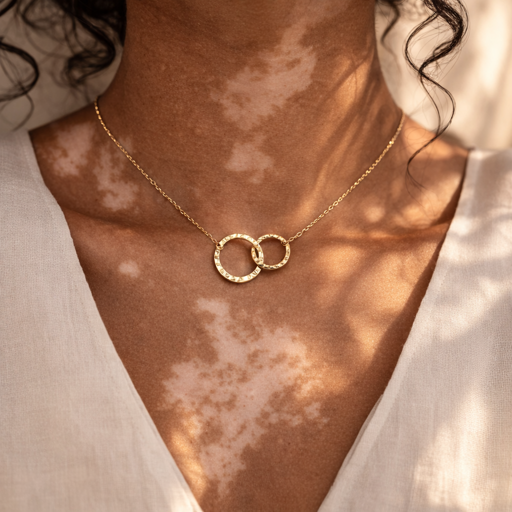 Collier Mia - Double Anneaux Entrelacés