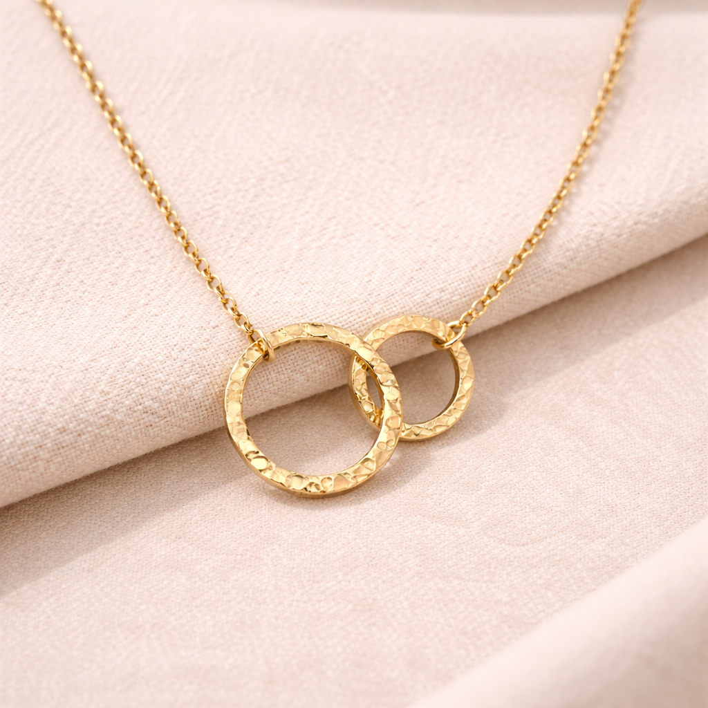 Collier Mia - Double Anneaux Entrelacés