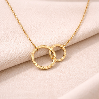 Collier Mia - Double Anneaux Entrelacés