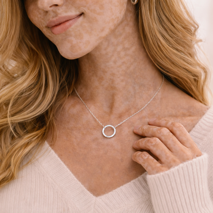 Collier Camilla - Pendentif Cercle Minimaliste