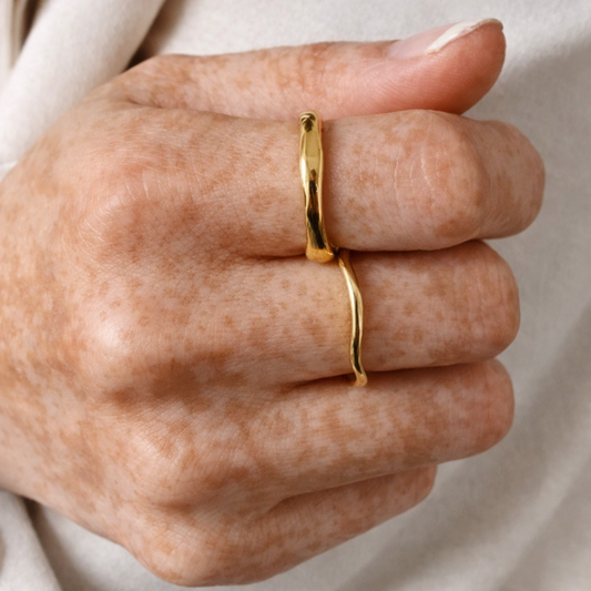 Bague Amara - Vague Minimaliste