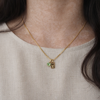 Collier Gianna – Initiale Pierre de Naissance