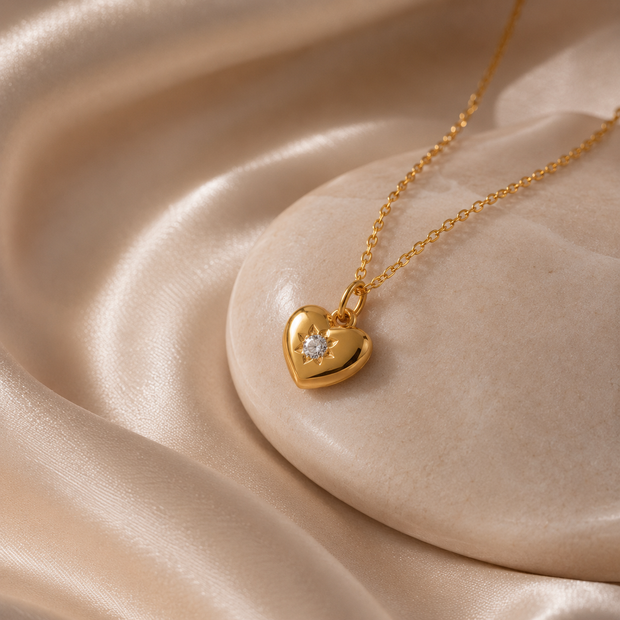 Collier Naïra – Cœur Pierre de Naissance