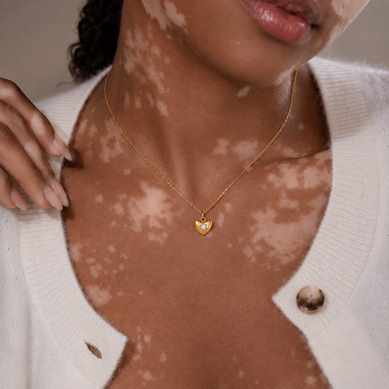 Collier Naïra – Cœur Pierre de Naissance